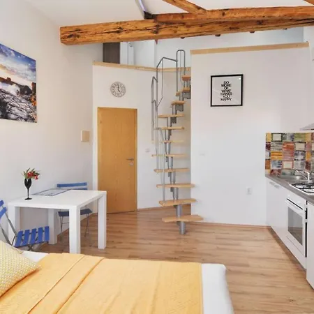 Beautiful Beach Studio Split